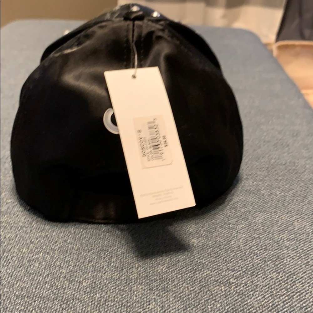 Studded hat - Picture 2 of 3